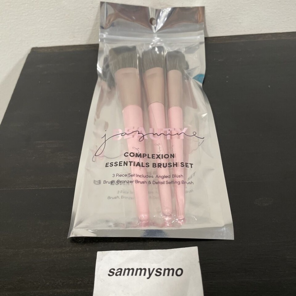 $2 Jazmine Beauty Complexion Essentials Brush Set , Pink